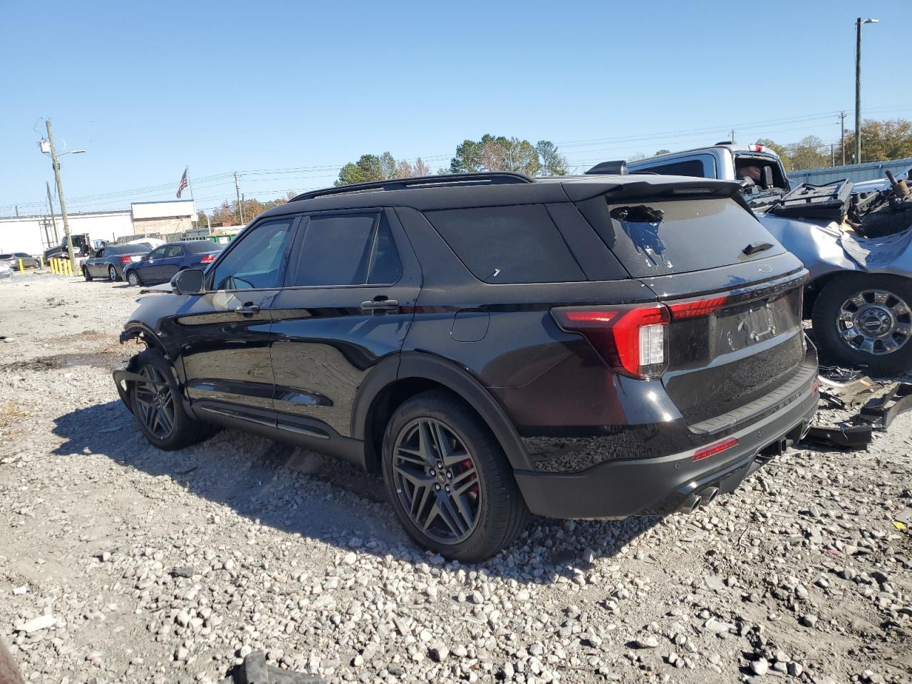2025 FORD EXPLORER ST photo 2