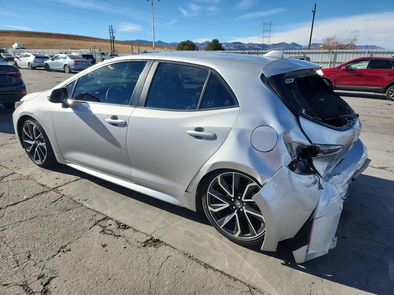2020 TOYOTA COROLLA XSE photo 2