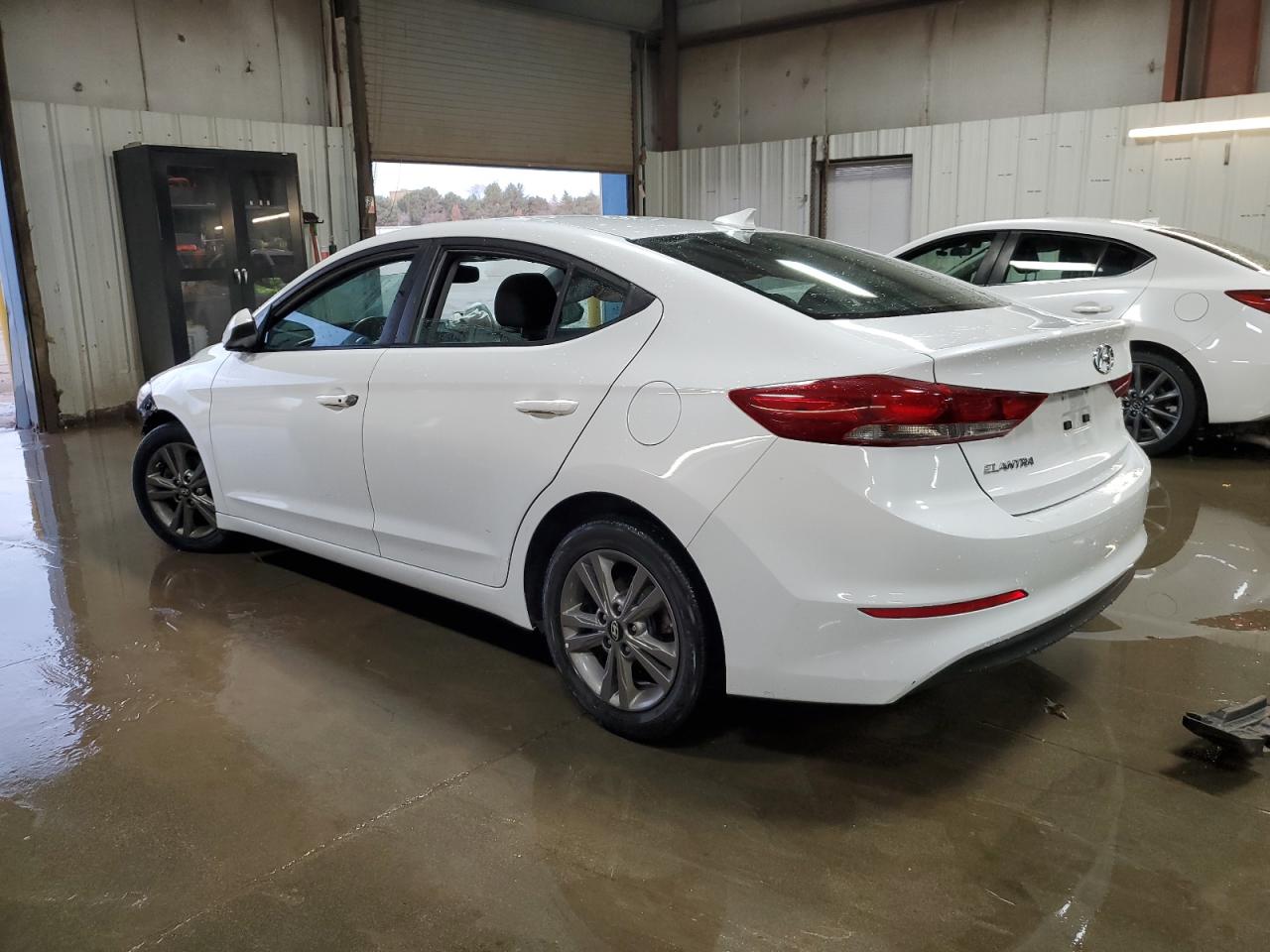 2018 HYUNDAI ELANTRA VALUE EDITION photo 3