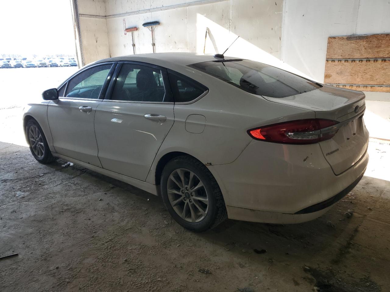 2017 FORD FUSION SE photo 3