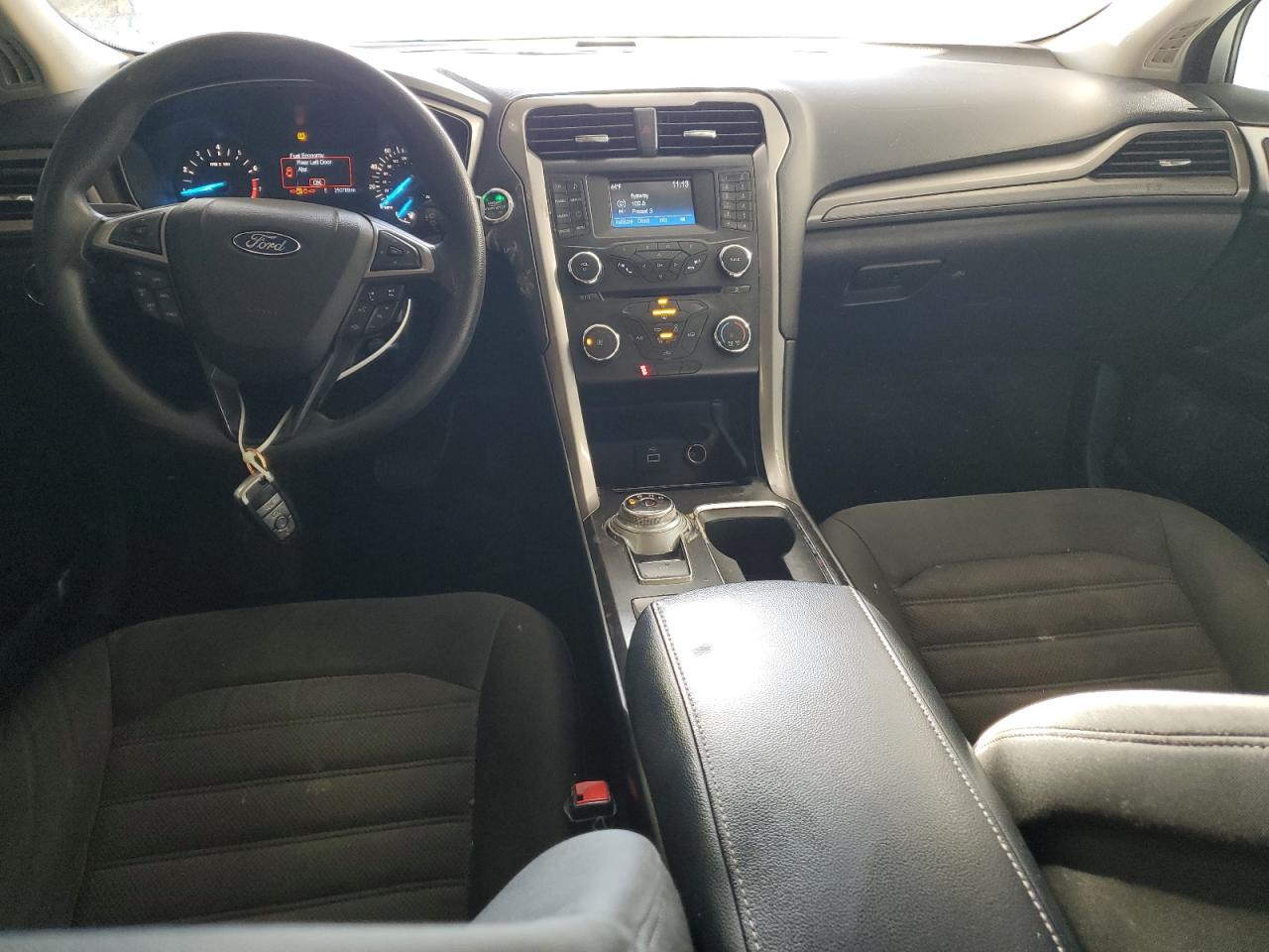 2017 FORD FUSION SE photo 15
