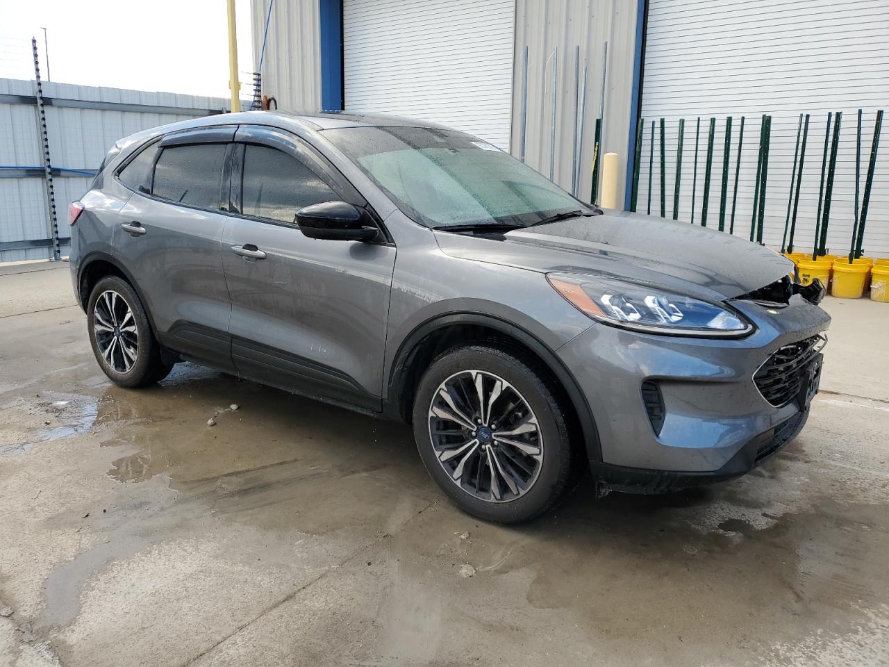 2022 FORD ESCAPE SE photo 4