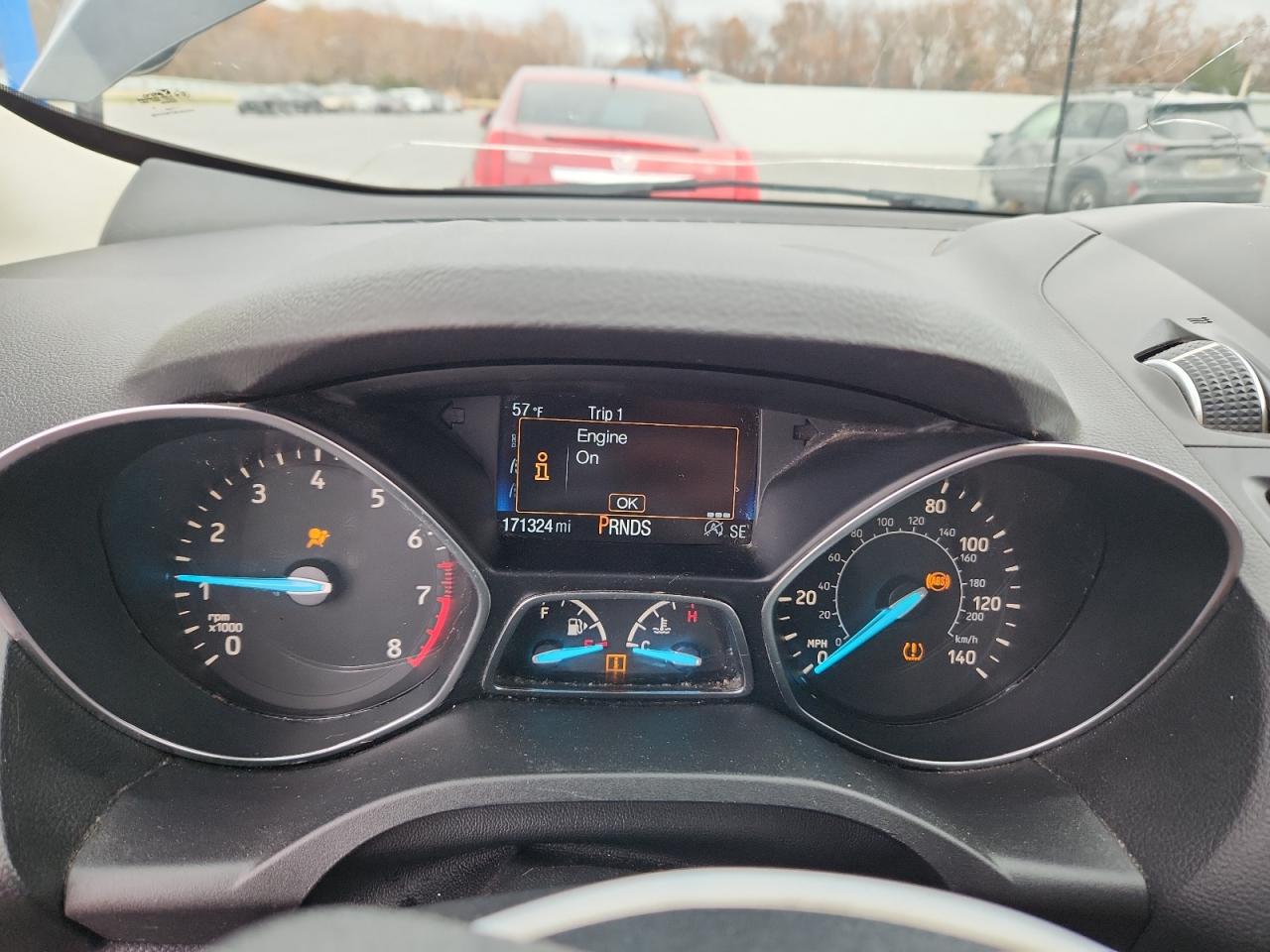 2017 FORD ESCAPE SE photo 9