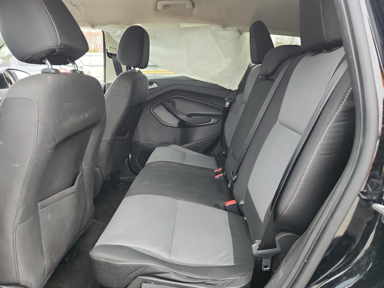2017 FORD ESCAPE SE photo 11