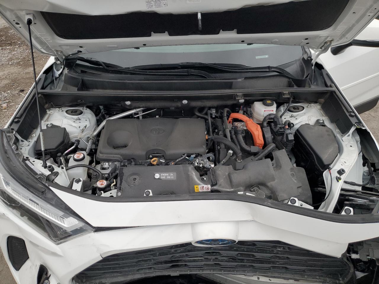 2024 TOYOTA RAV4 XLE photo 41