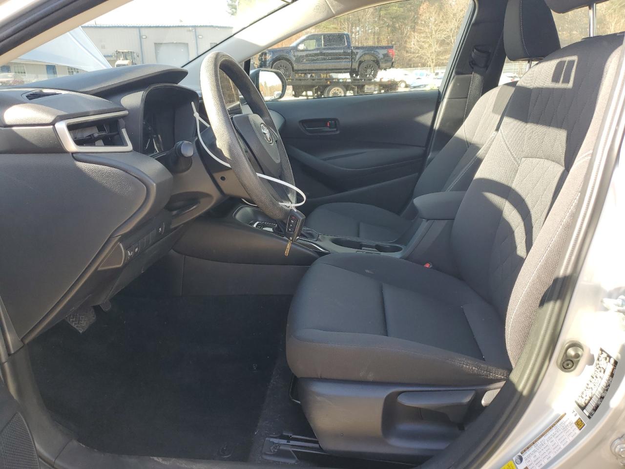2023 TOYOTA COROLLA LE photo 7
