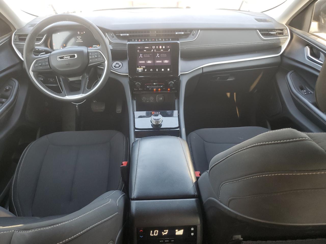2023 JEEP GRAND CHEROKEE L LAREDO photo 15