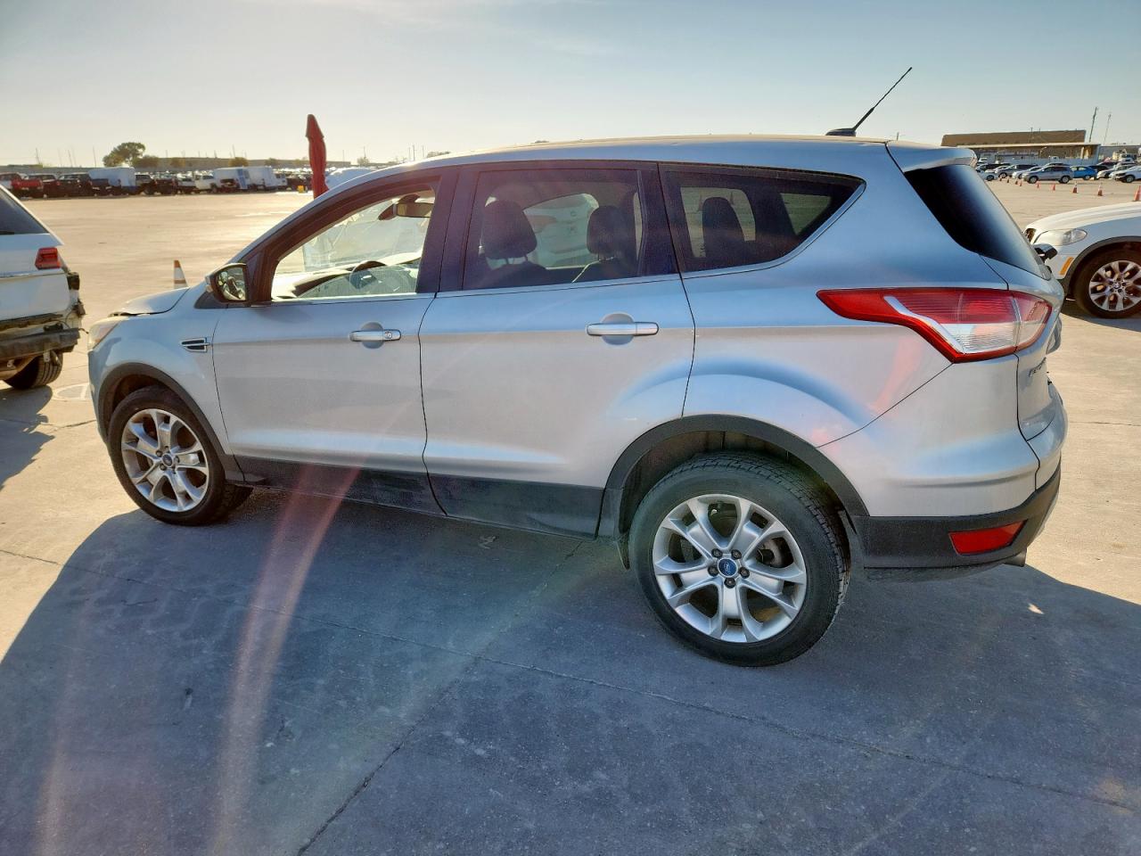 2013 FORD ESCAPE SEL photo 2