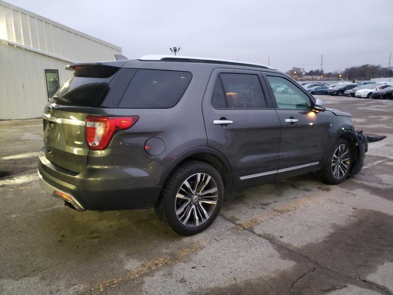 2016 FORD EXPLORER PLATINUM photo 3
