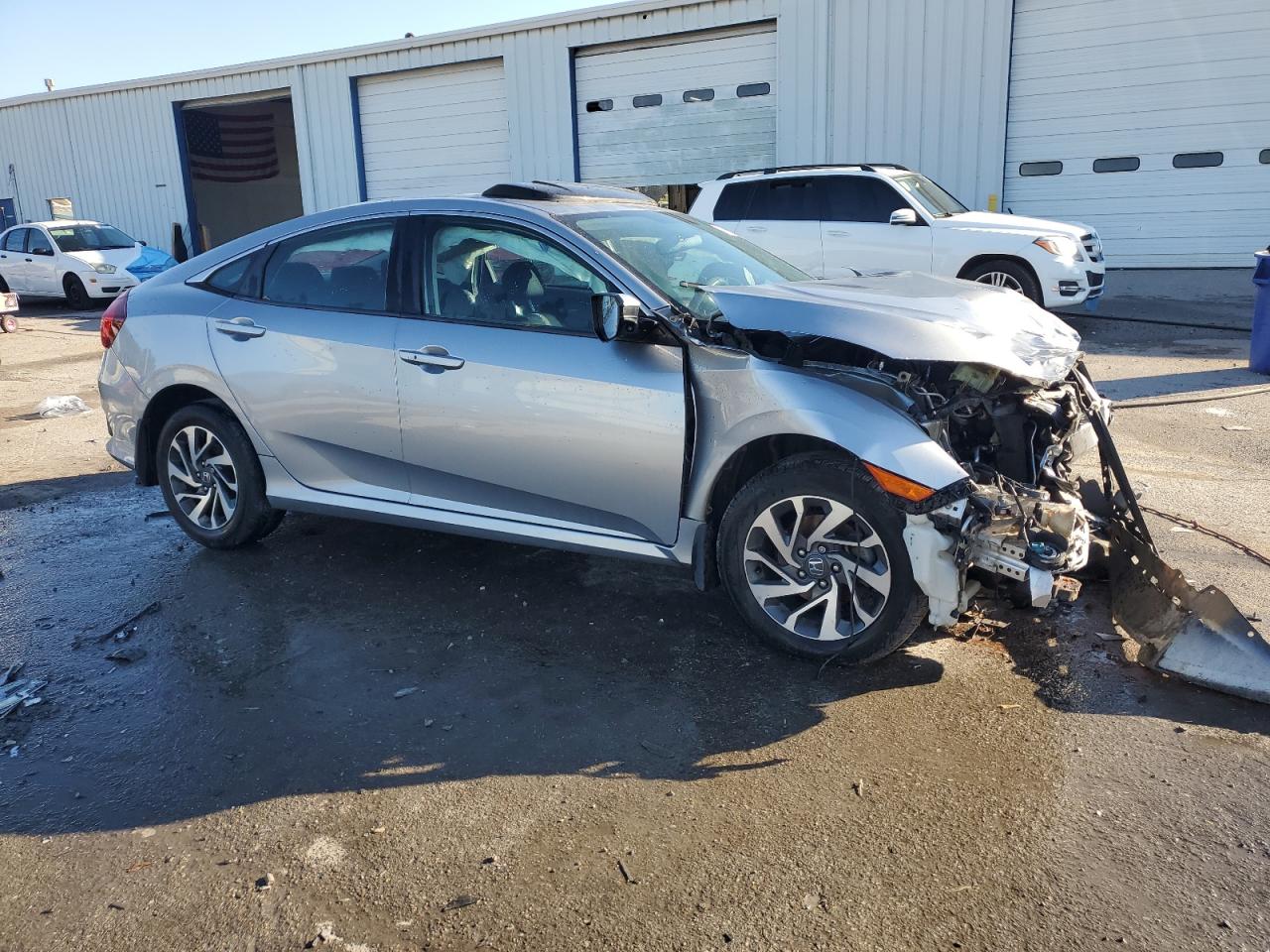 2017 HONDA CIVIC EX photo 4