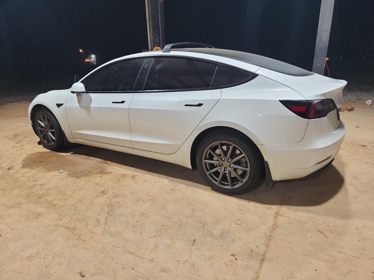 2023 TESLA MODEL 3 photo 4