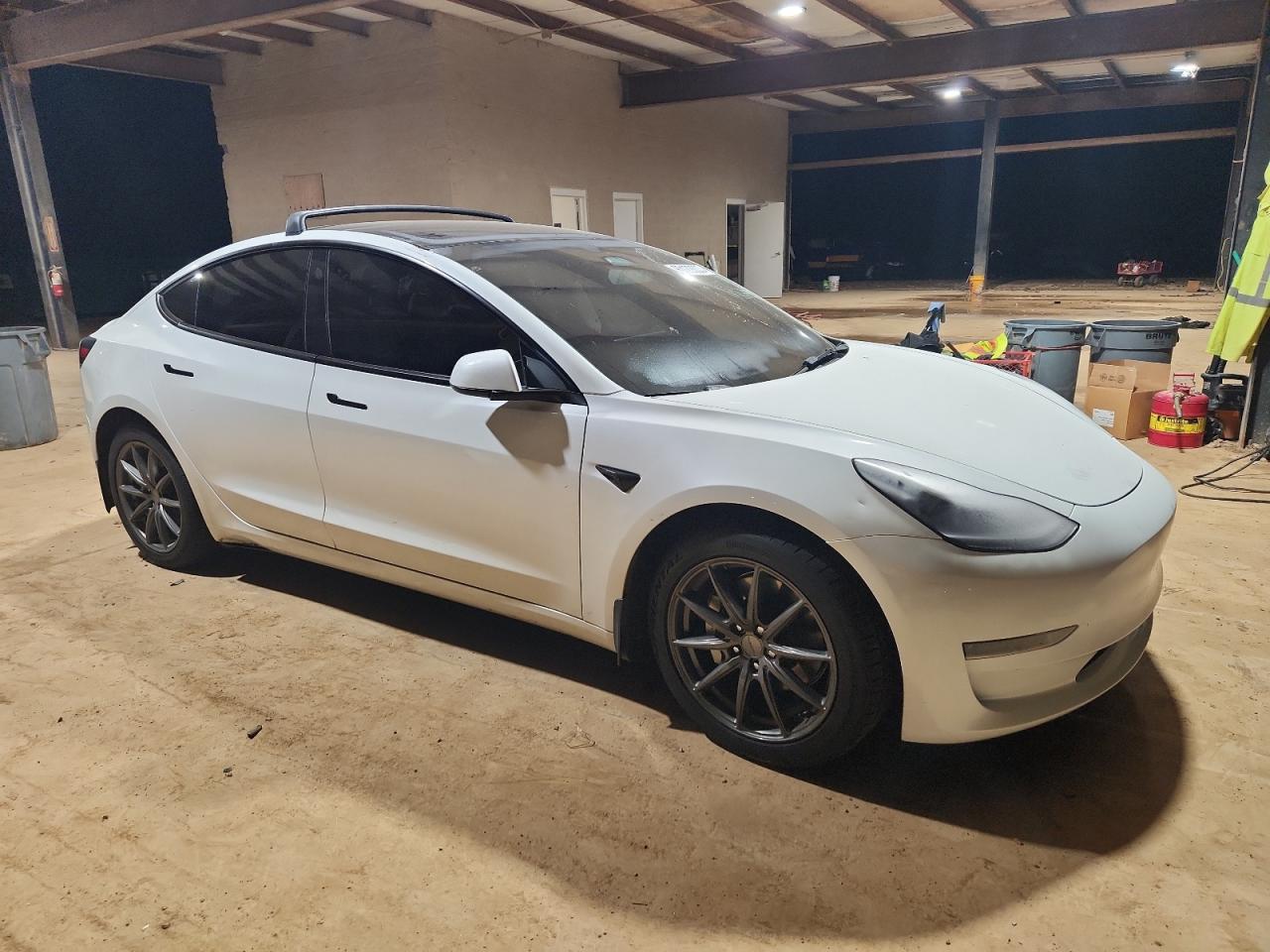 2023 TESLA MODEL 3 photo 10