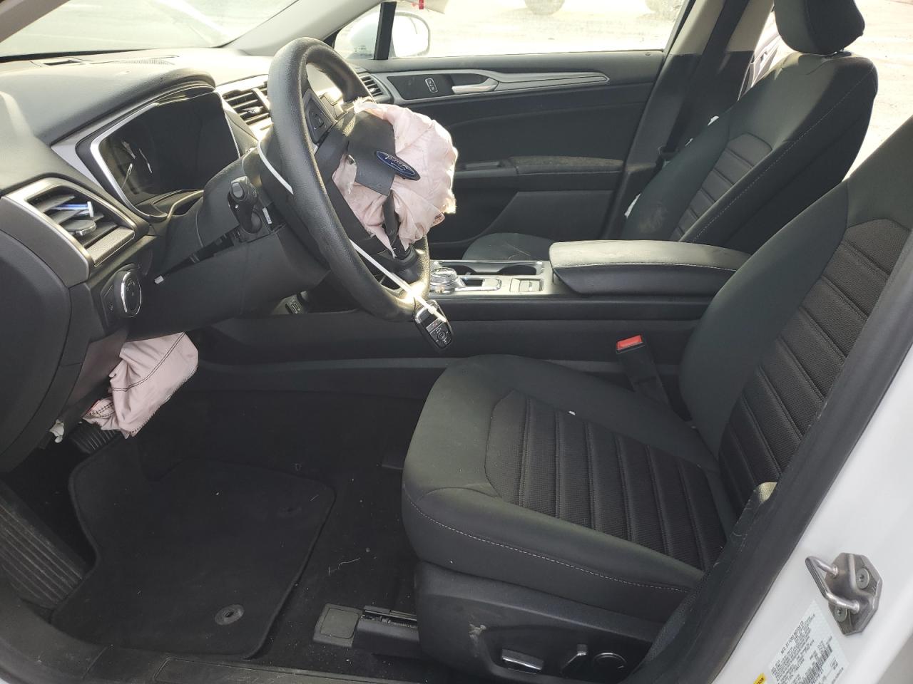 2019 FORD FUSION SE photo 13