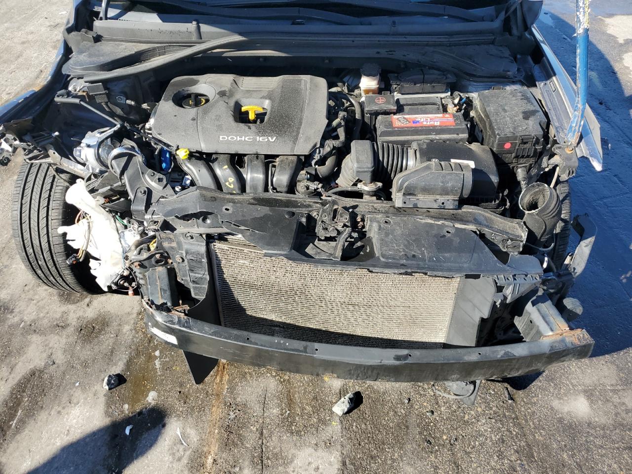 2018 HYUNDAI ELANTRA SEL photo 21
