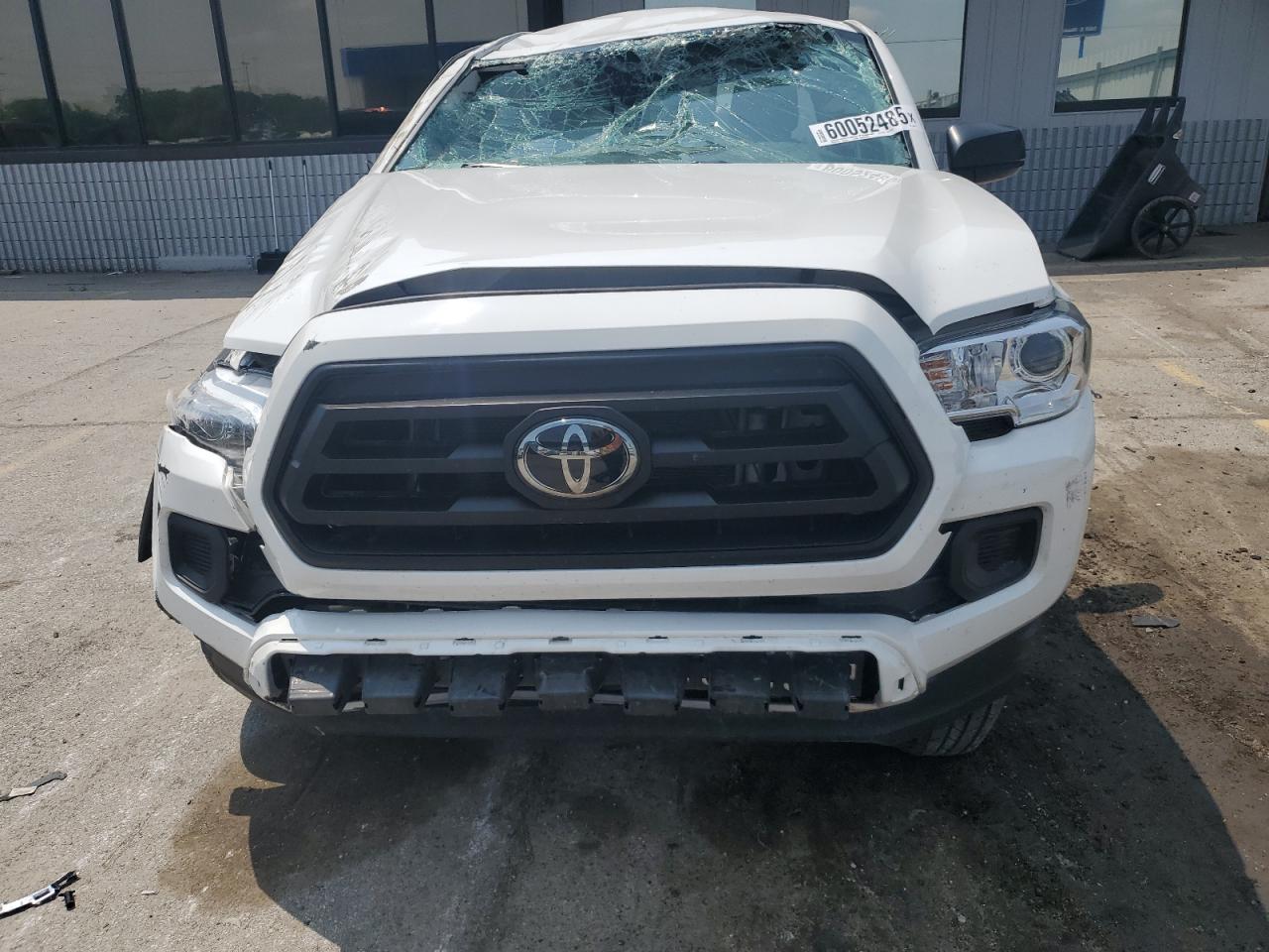 2022 TOYOTA TACOMA SR photo 9