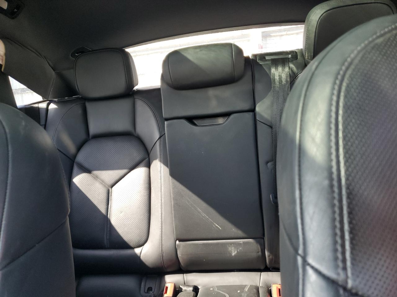 2018 PORSCHE MACAN photo 10