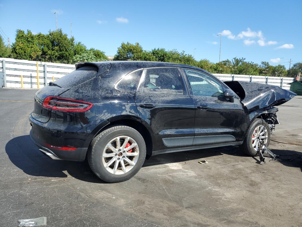 2018 PORSCHE MACAN photo 3