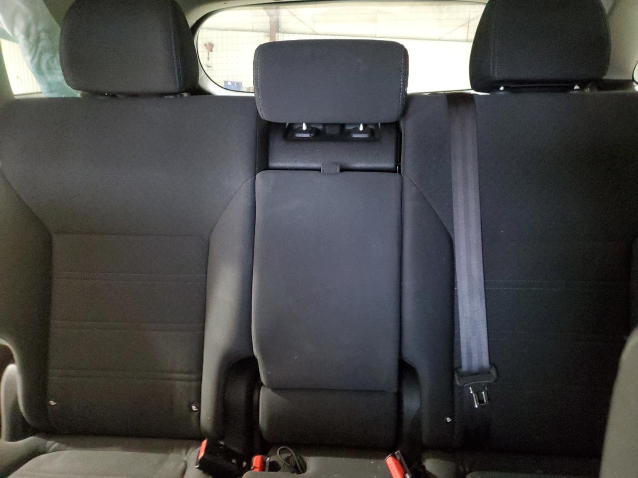 2017 KIA SORENTO LX photo 10