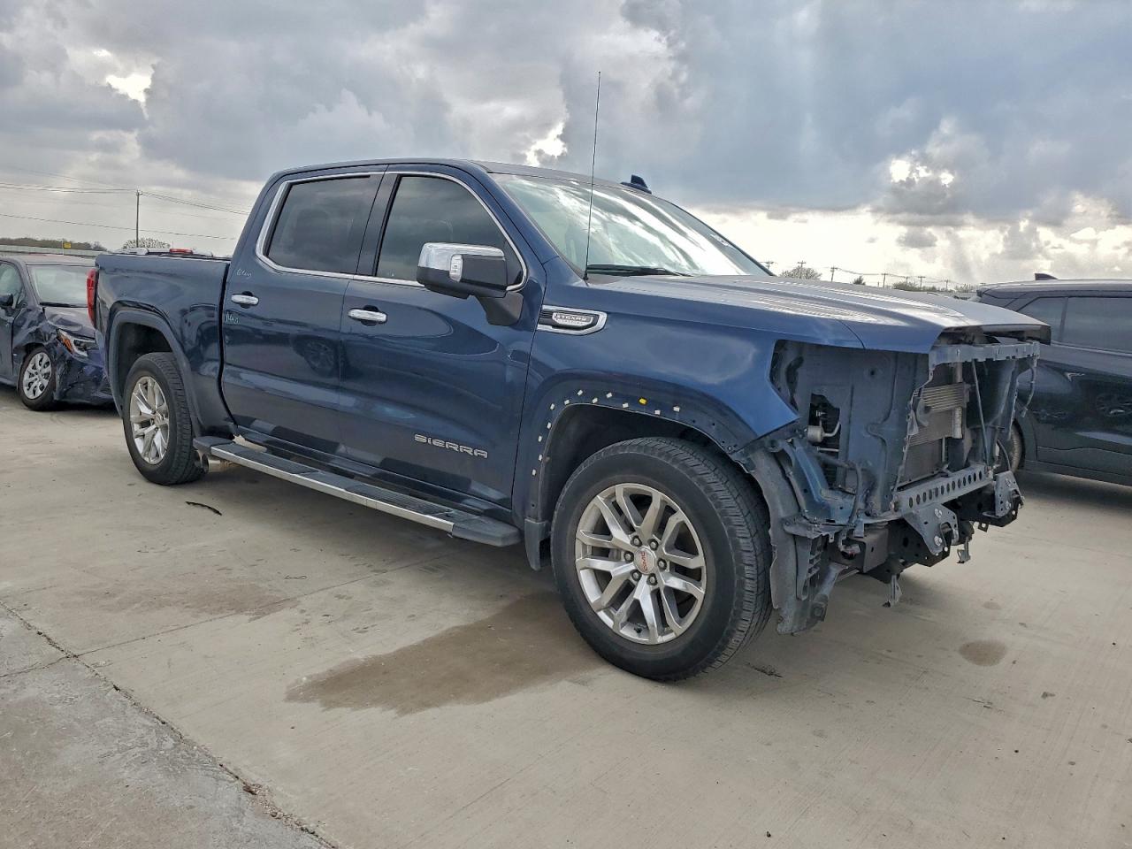 2019 GMC SIERRA C1500 SLT photo 7