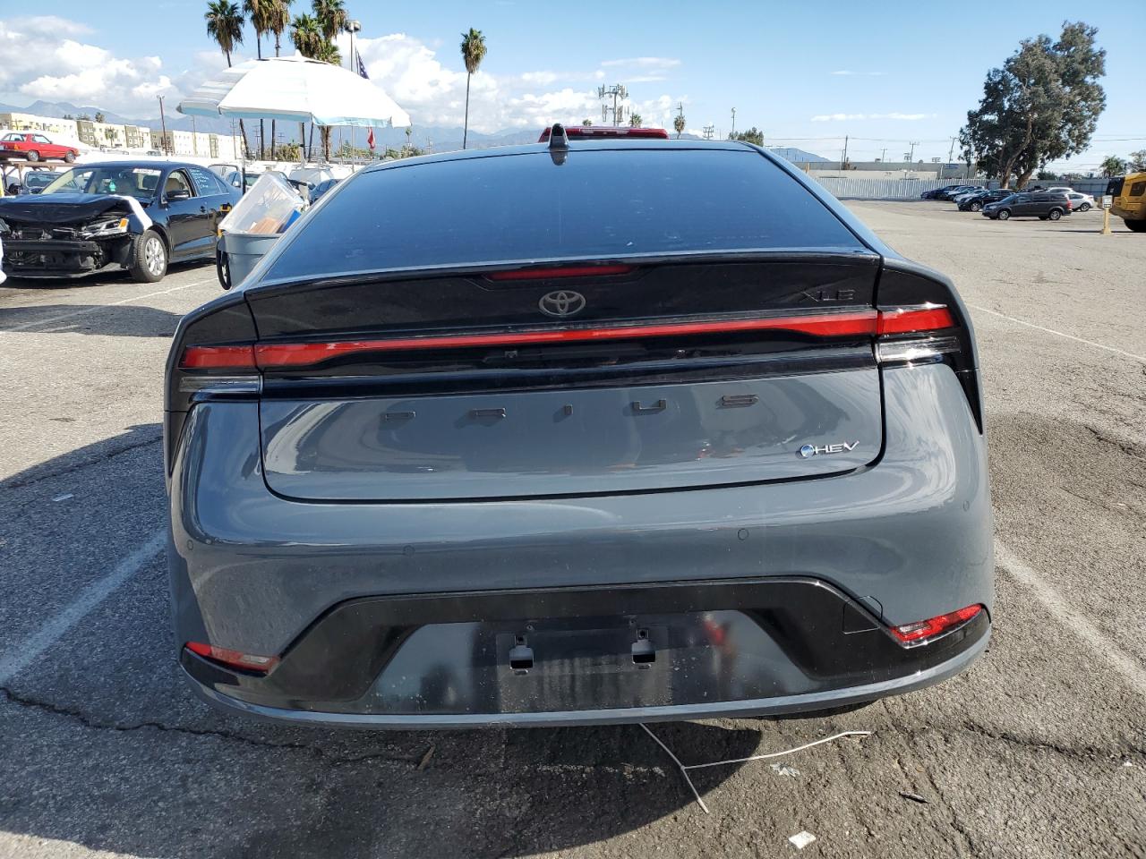 2025 TOYOTA PRIUS XLE photo 16