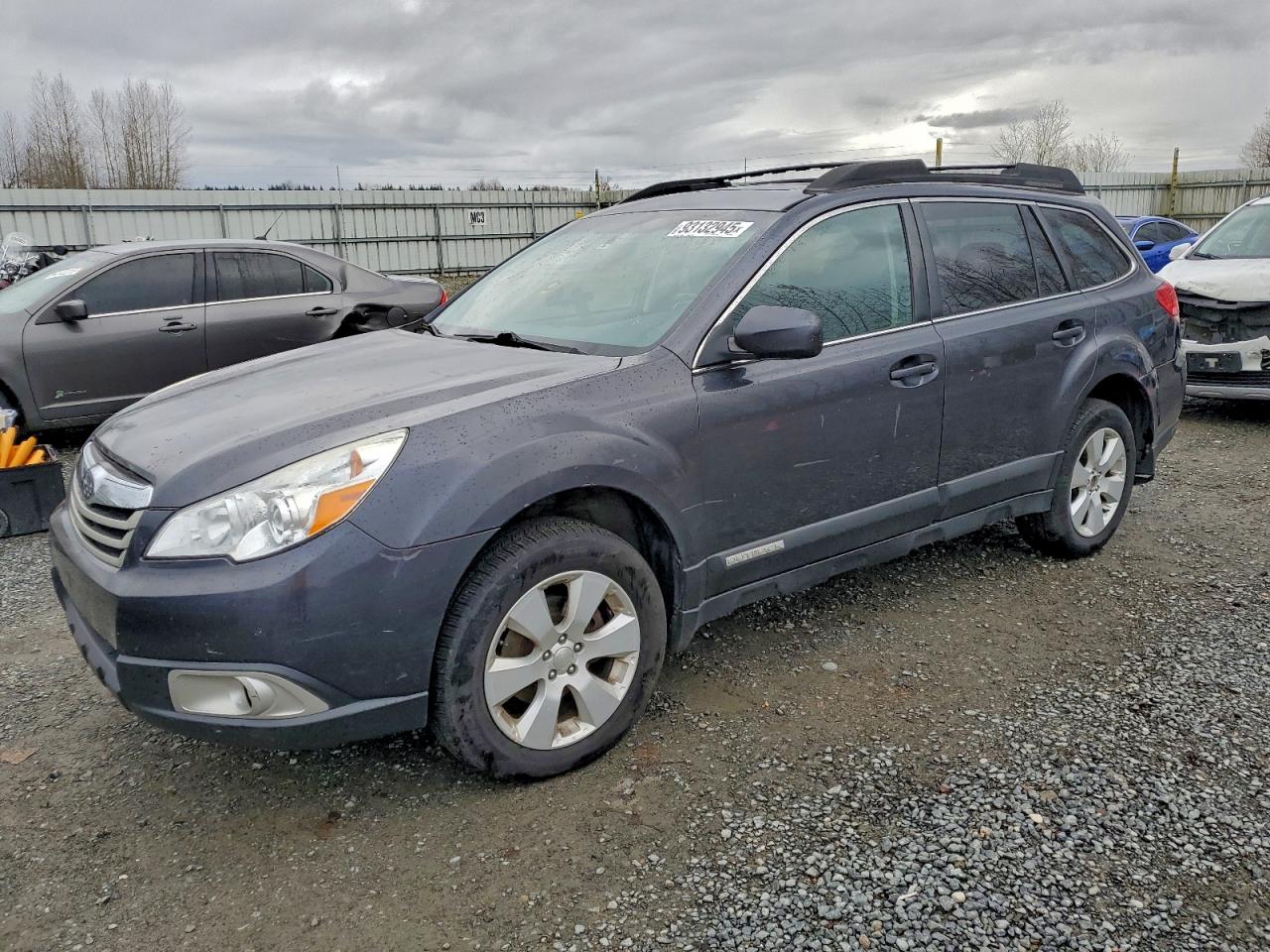 2011 SUBARU OUTBACK