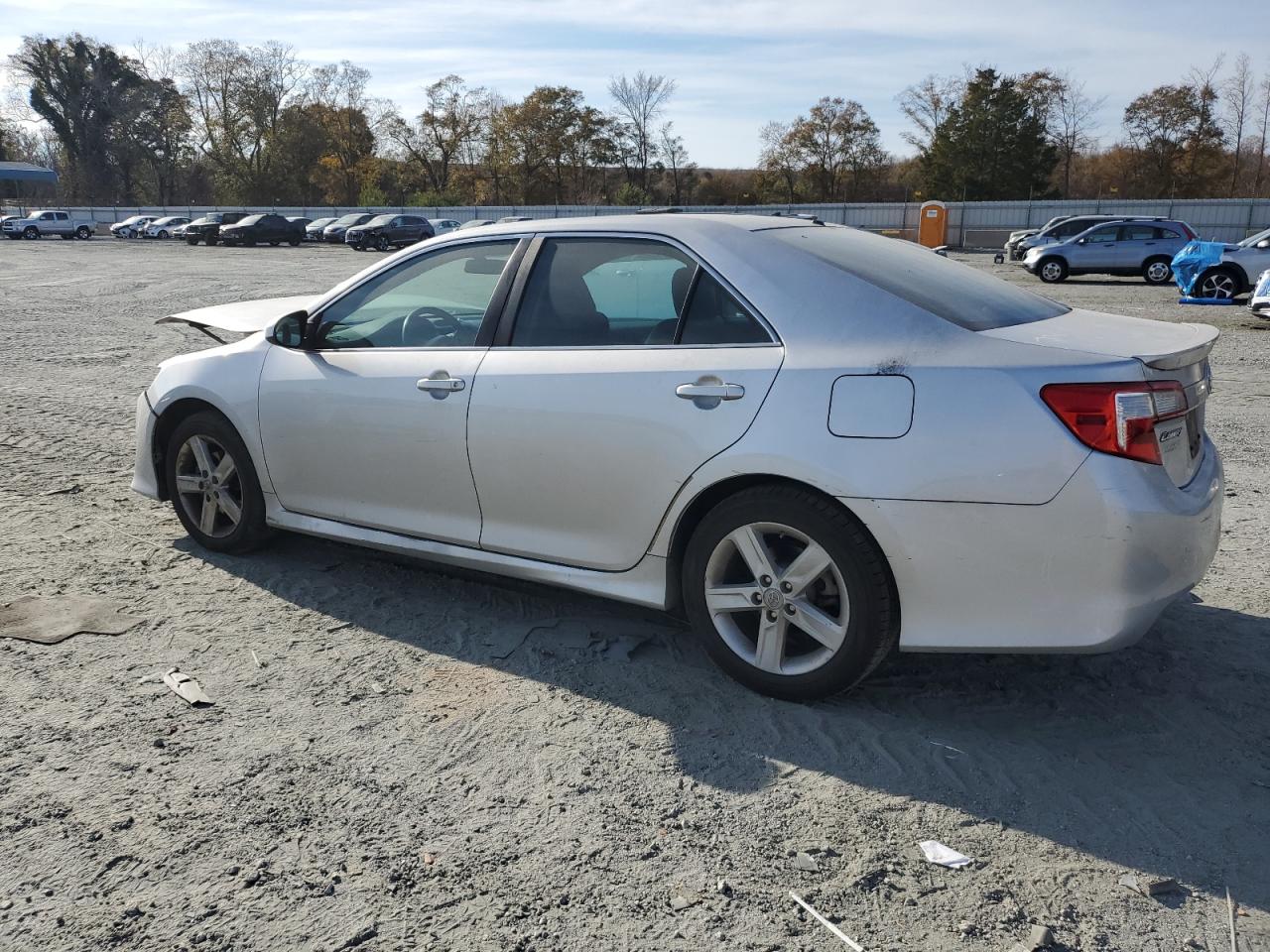 2013 TOYOTA CAMRY L photo 2