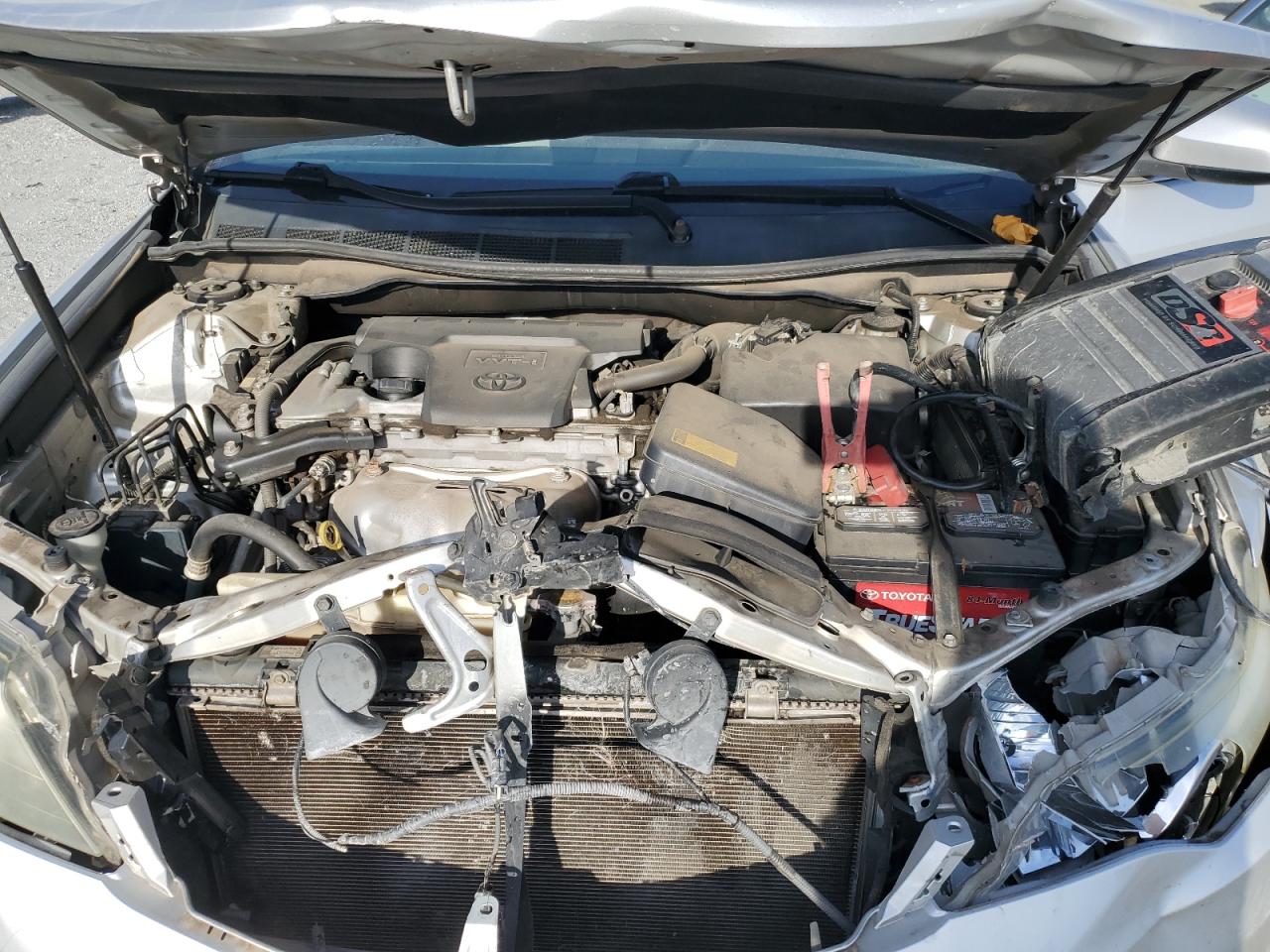 2013 TOYOTA CAMRY L photo 11