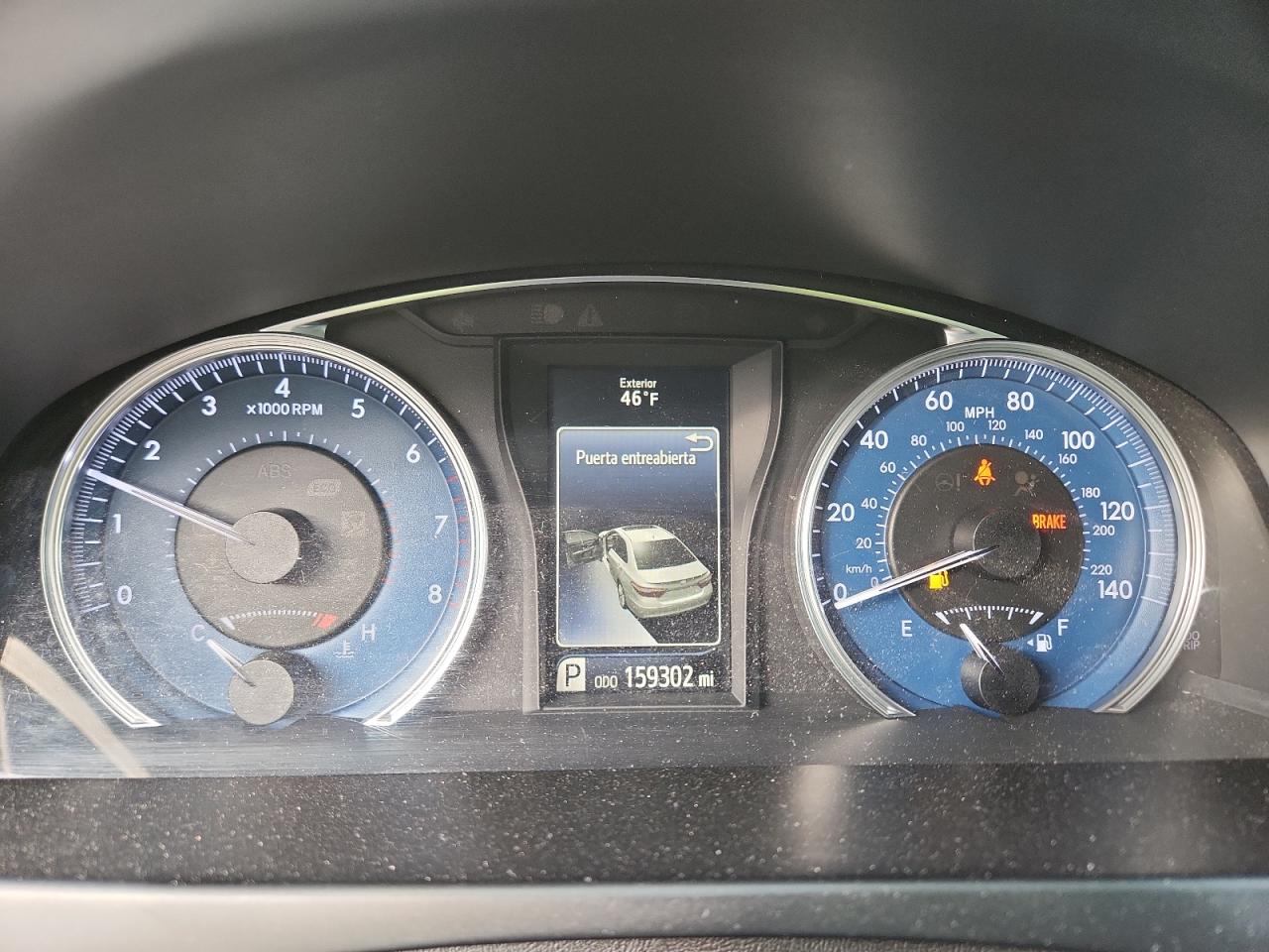 2017 TOYOTA CAMRY LE photo 9