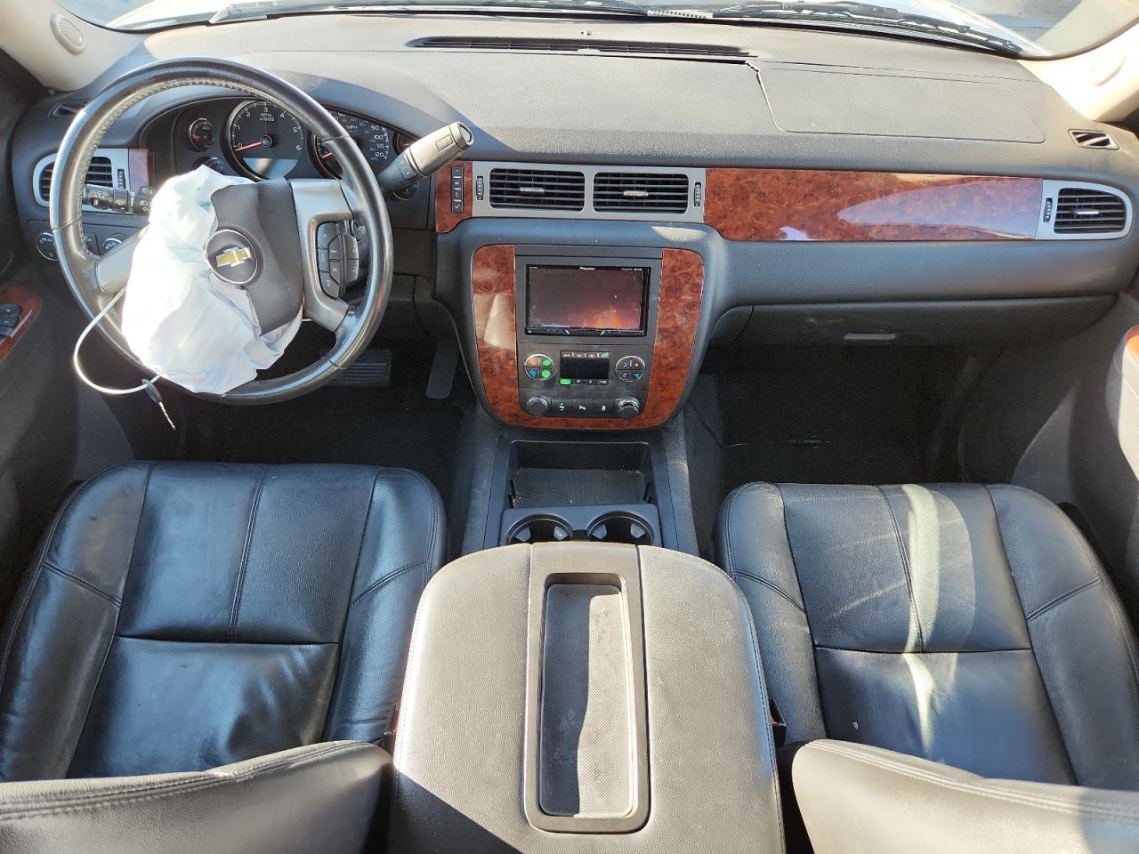 2012 CHEVROLET TAHOE K1500 LT photo 8