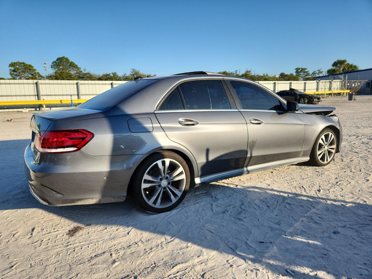 2016 MERCEDES-BENZ E 350 photo 7