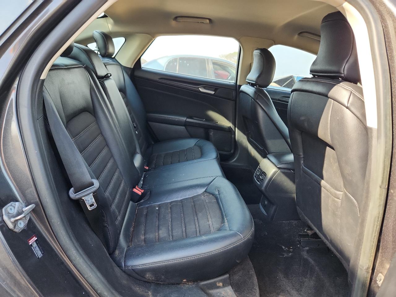 2018 FORD FUSION SE photo 10