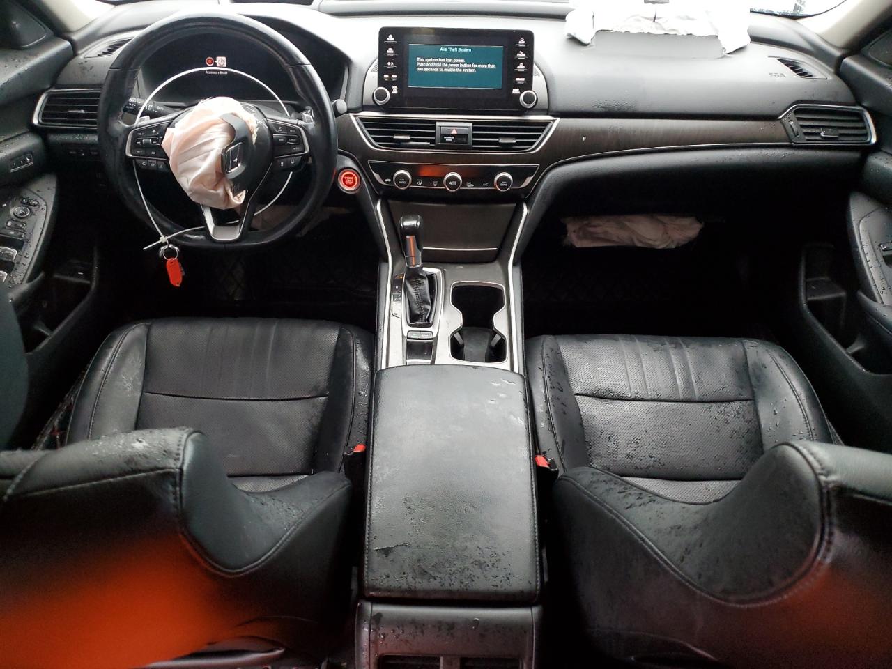 2018 HONDA ACCORD TOURING photo 8