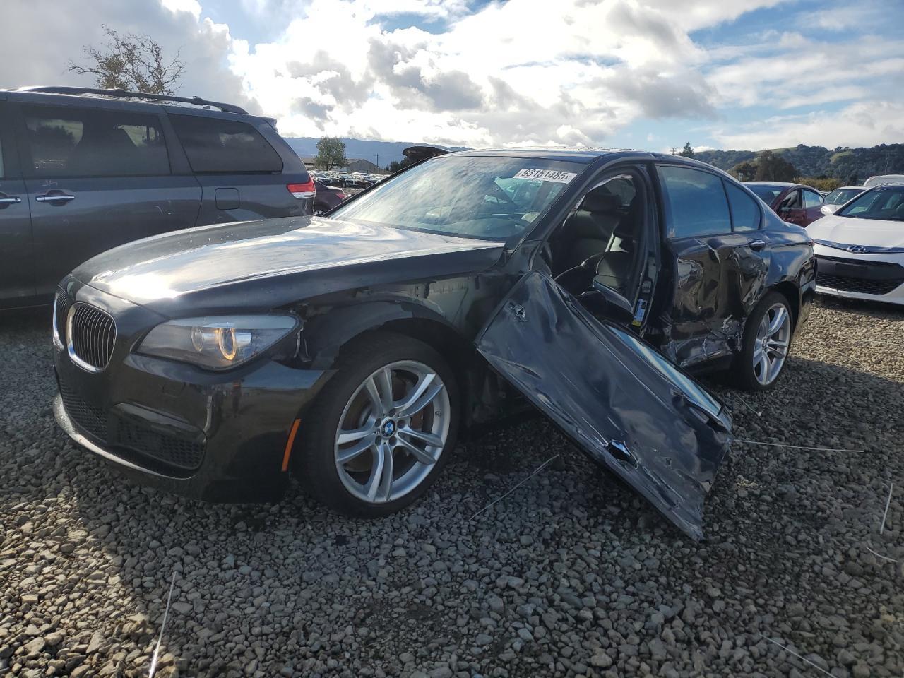 2012 BMW 750
