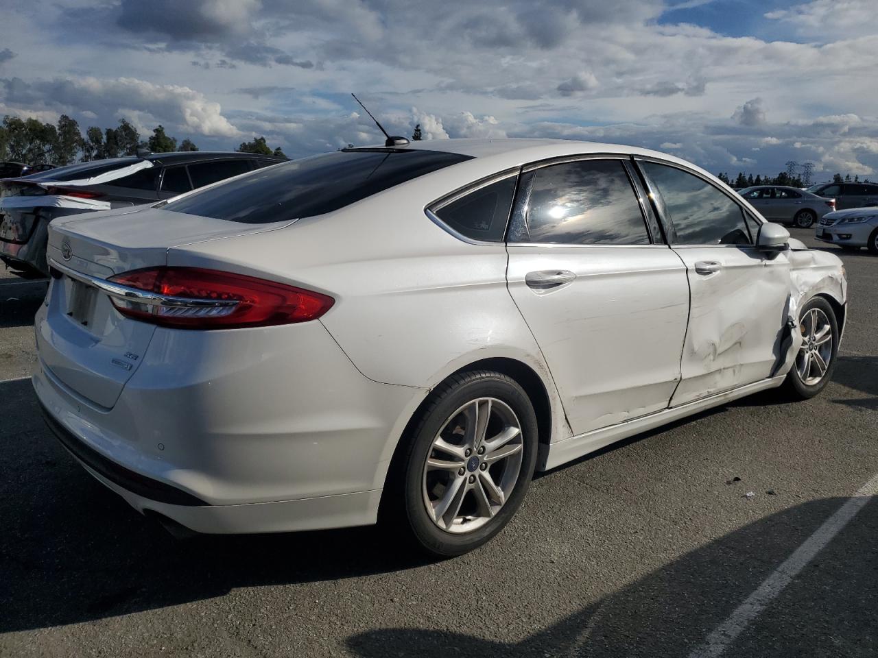 2018 FORD FUSION SE photo 5