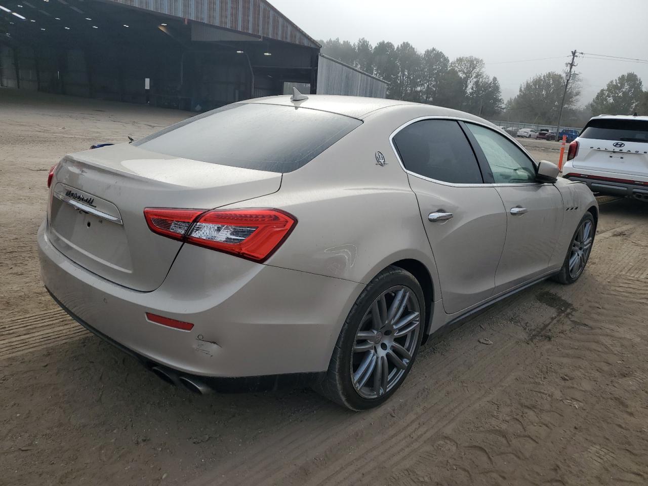 2016 MASERATI GHIBLI photo 5