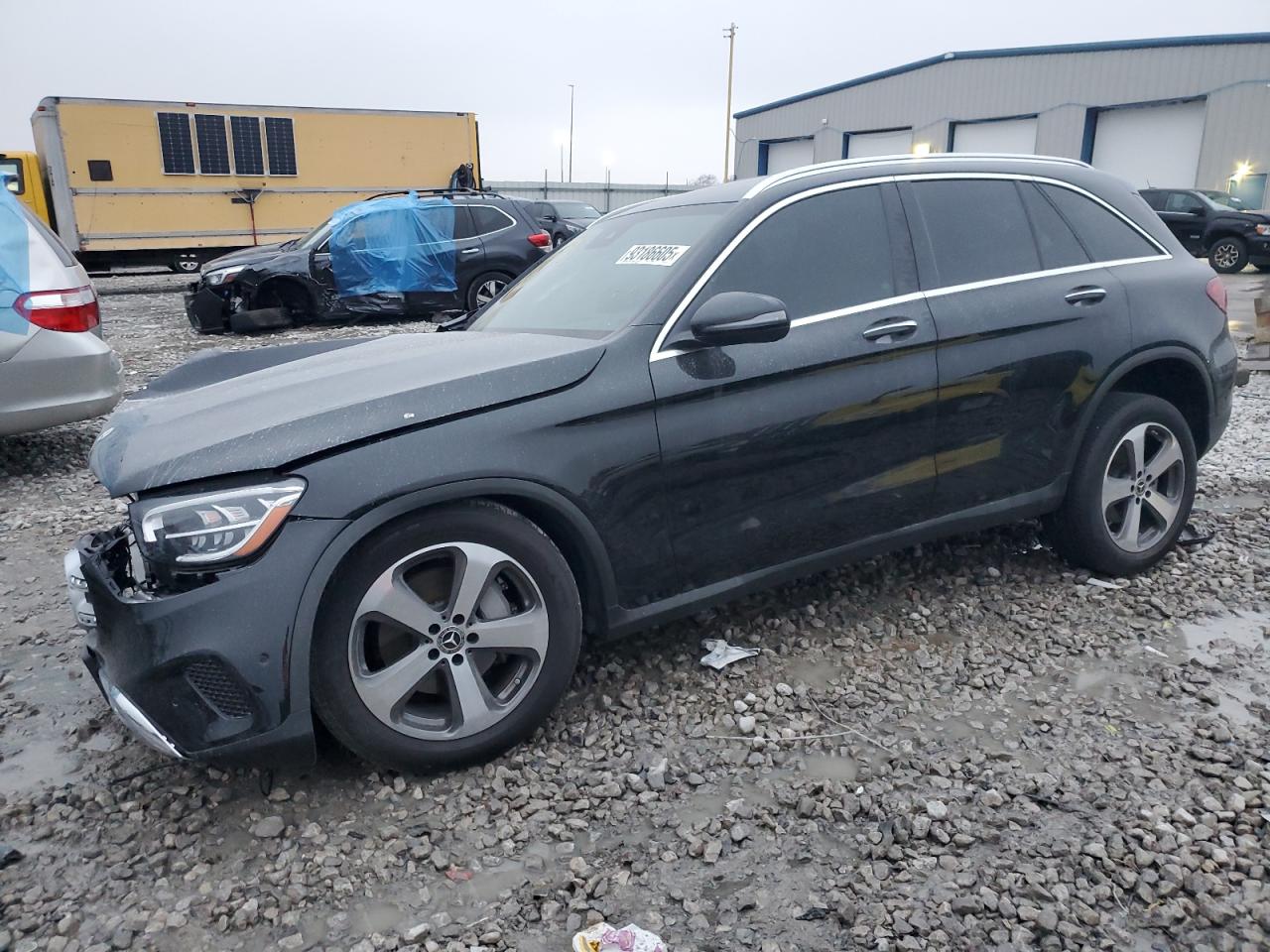 2022 MERCEDES-BENZ GLC