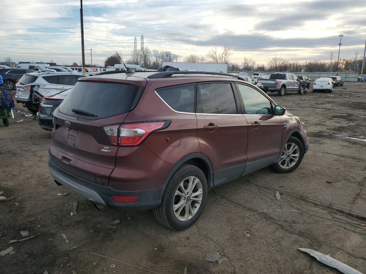 2018 FORD ESCAPE SE photo 3