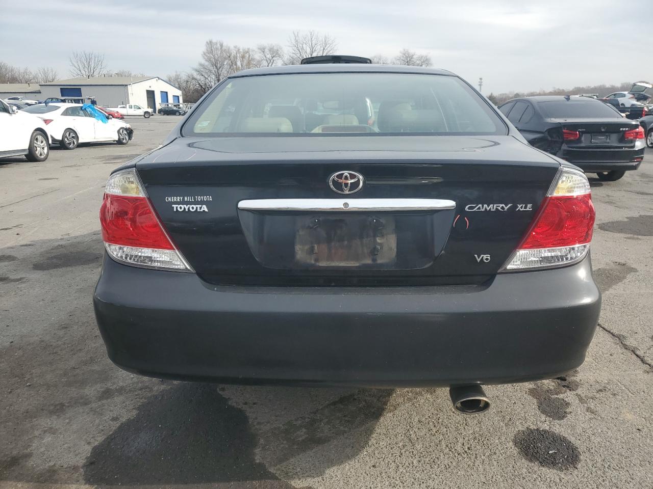2005 TOYOTA CAMRY LE photo 16