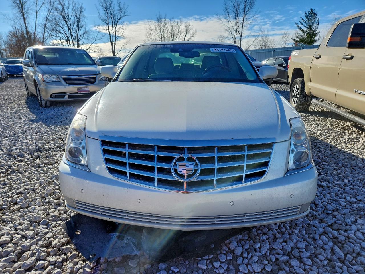 2011 CADILLAC DTS PLATINUM photo 9