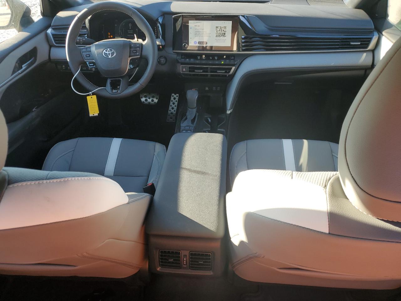 2026 TOYOTA CAMRY XSE photo 15
