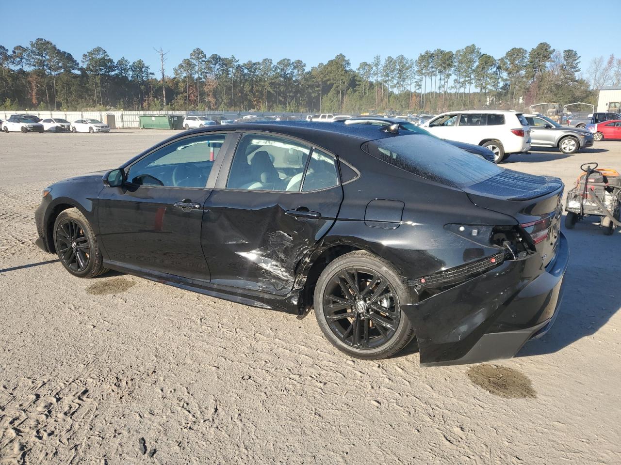 2026 TOYOTA CAMRY XSE photo 3