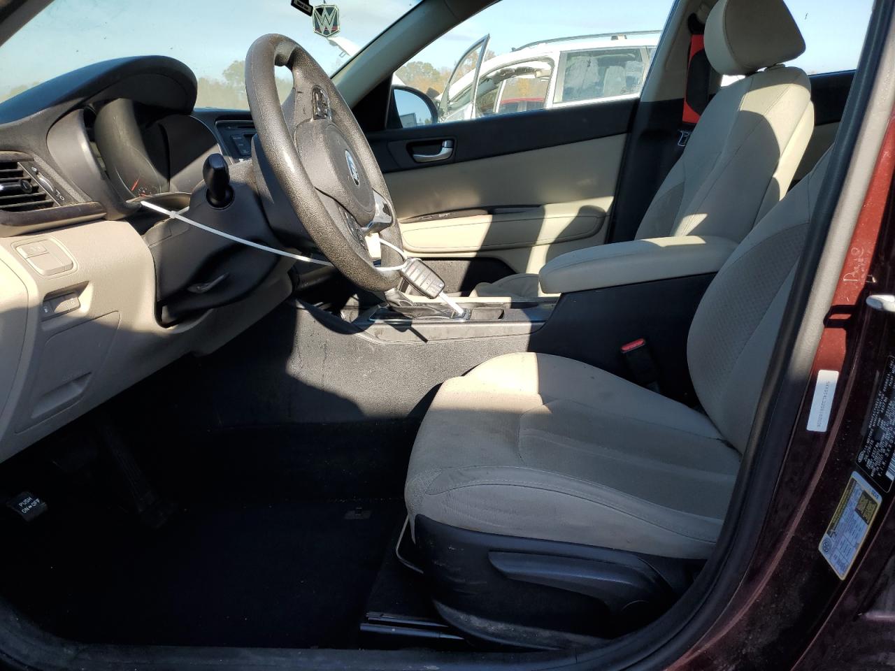 2016 KIA OPTIMA LX photo 13