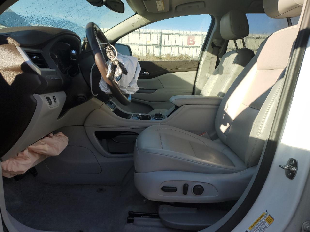 2021 GMC ACADIA SLT photo 13
