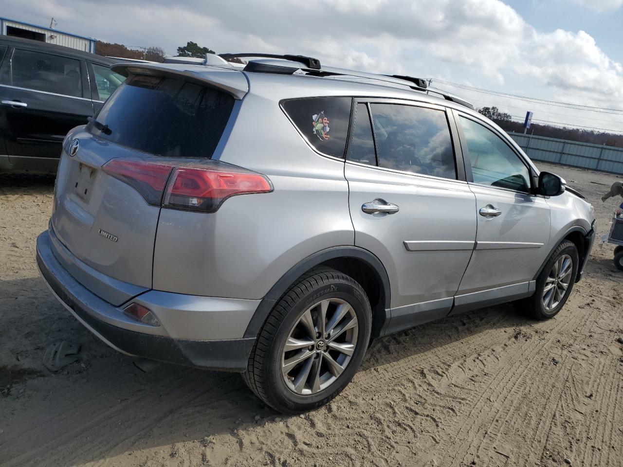 2017 TOYOTA RAV4 LIMITED photo 3