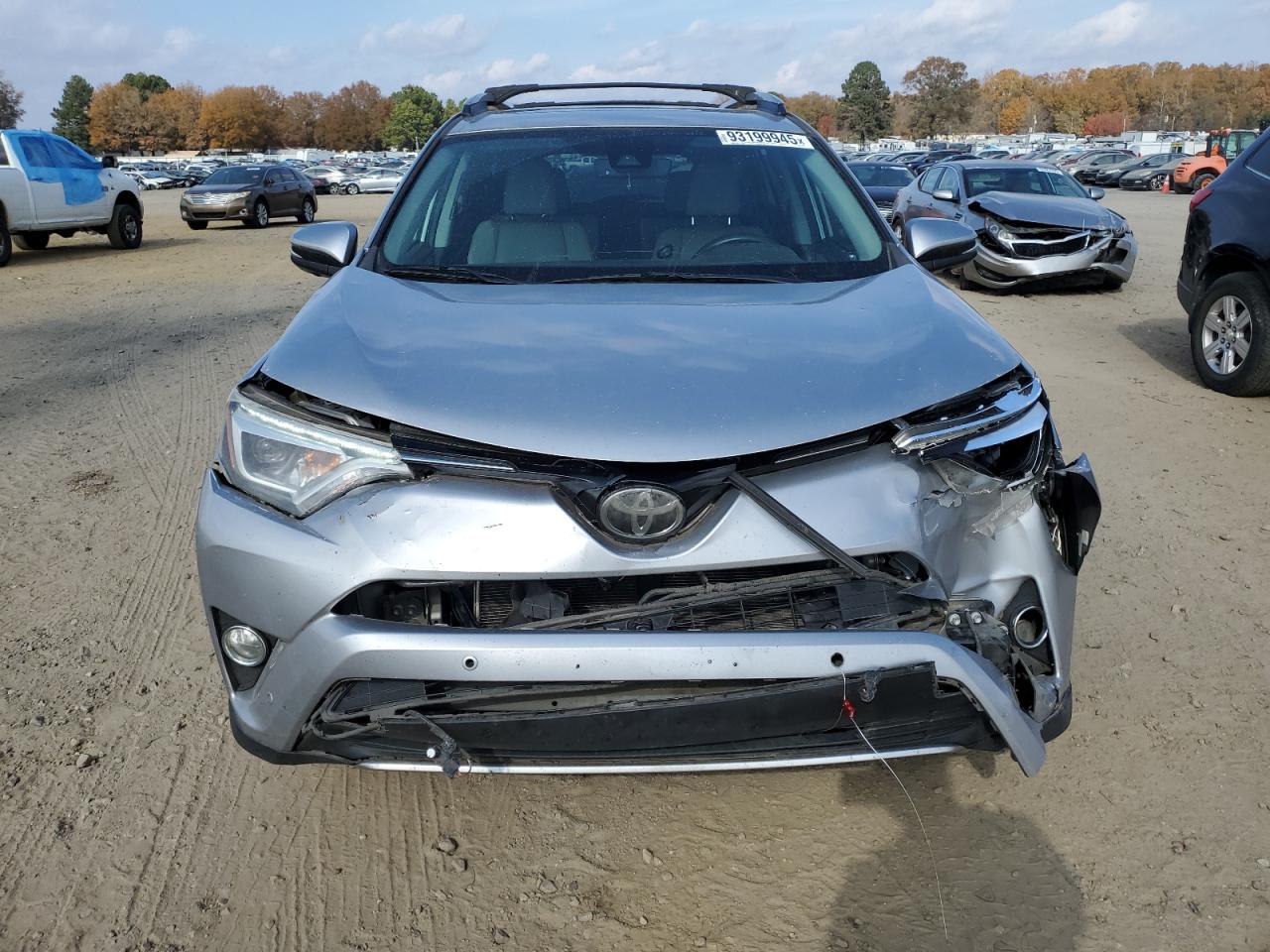 2017 TOYOTA RAV4 LIMITED photo 5