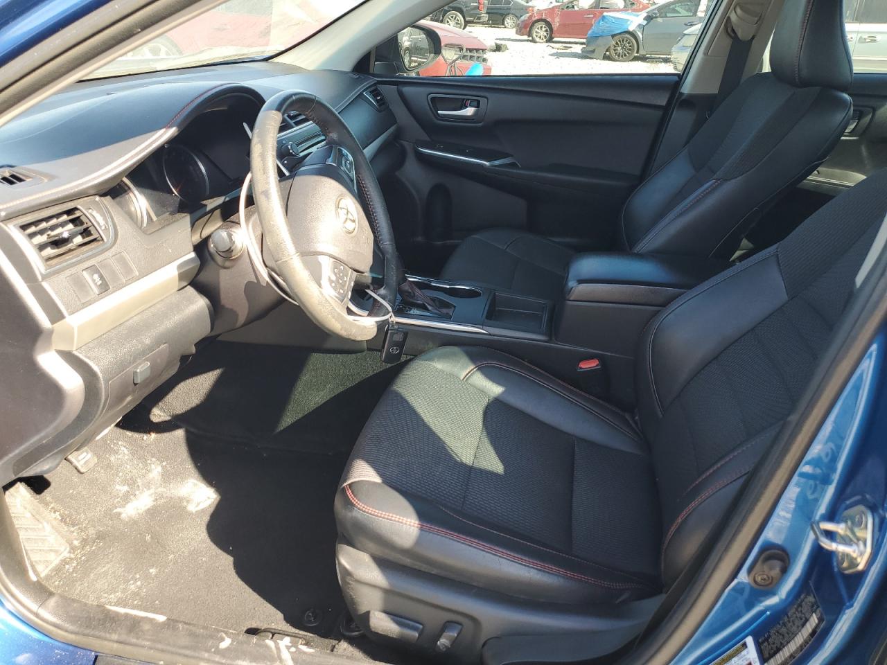 2017 TOYOTA CAMRY LE photo 13