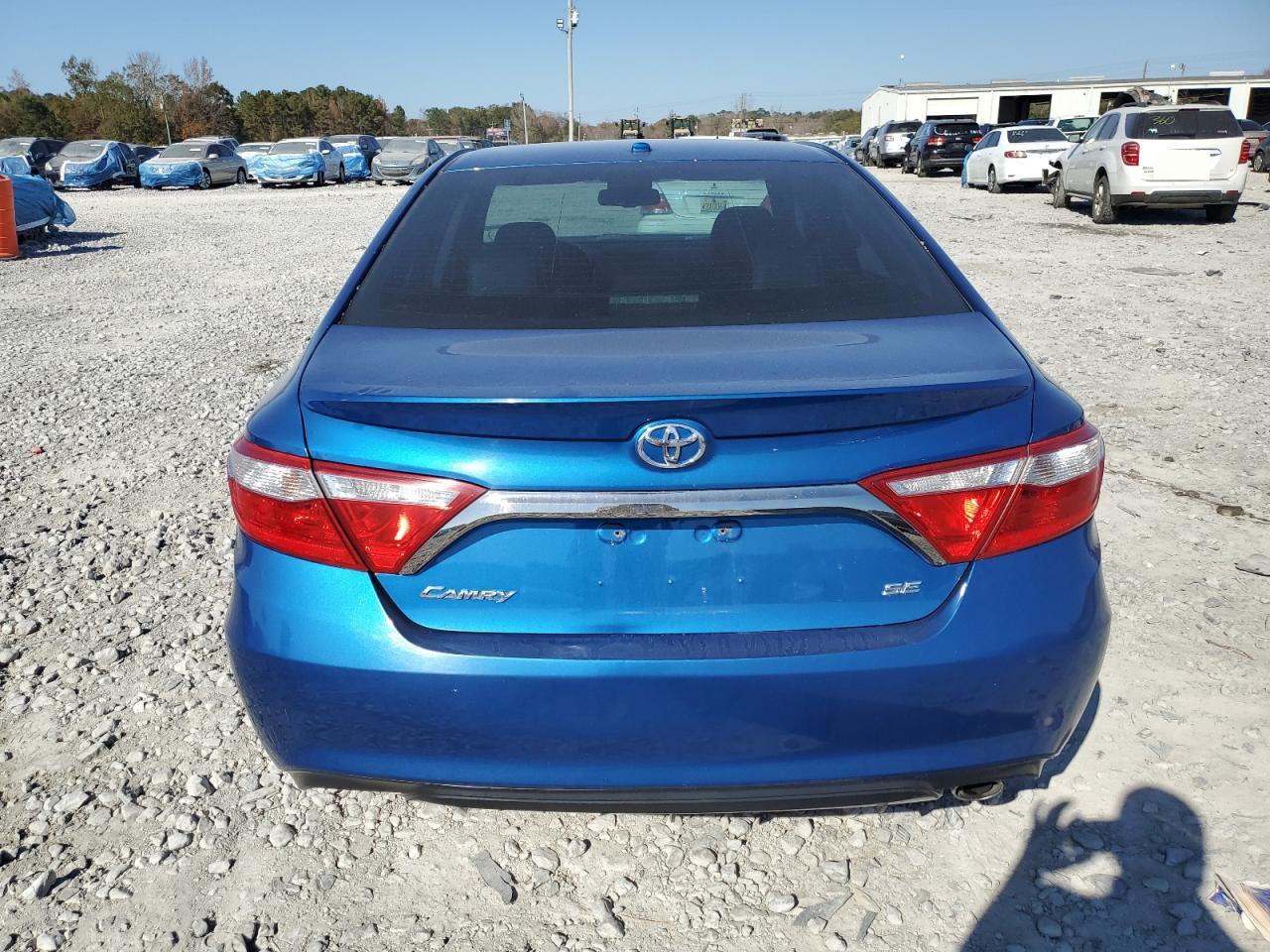 2017 TOYOTA CAMRY LE photo 11