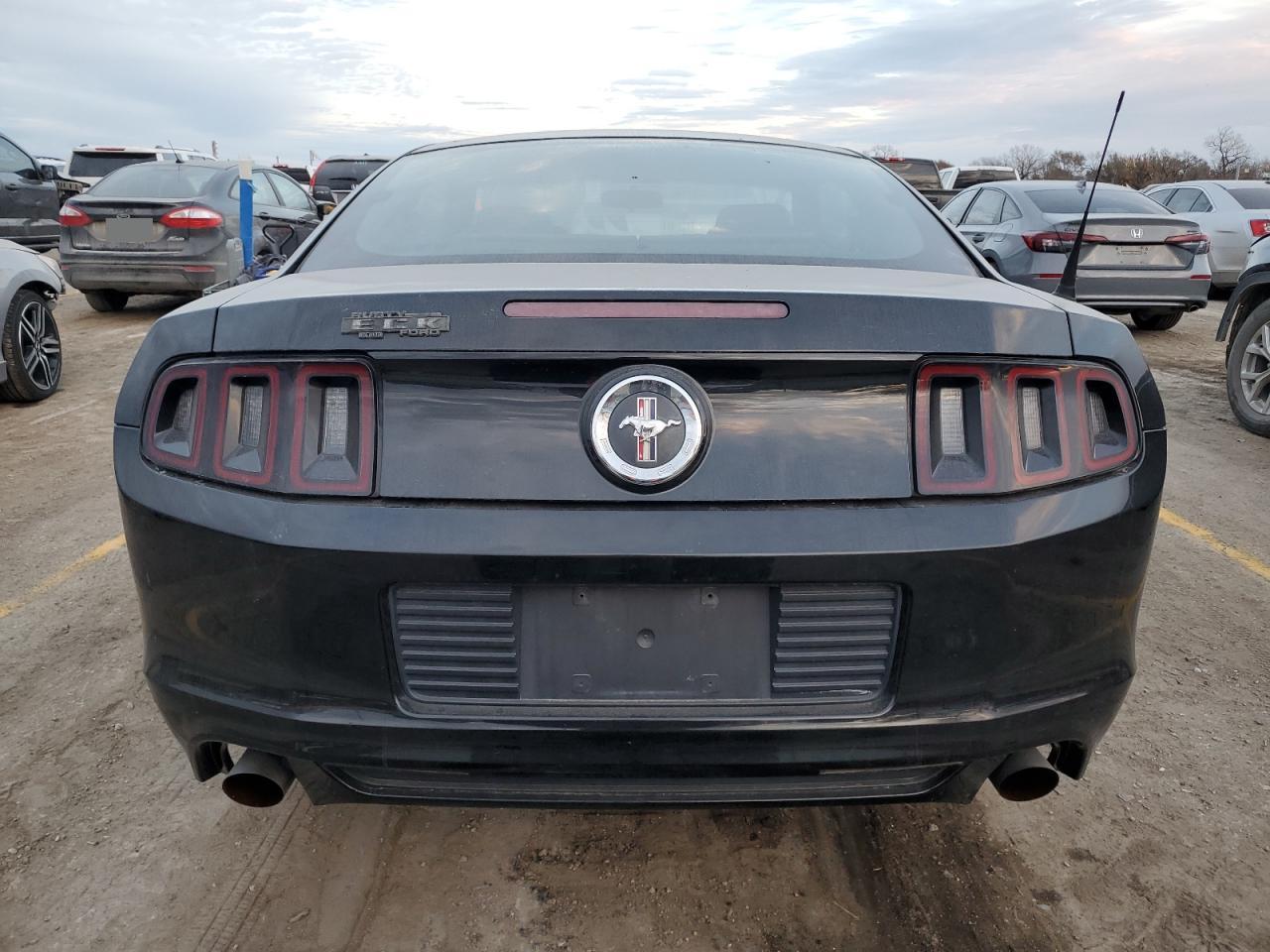 2014 FORD MUSTANG photo 6