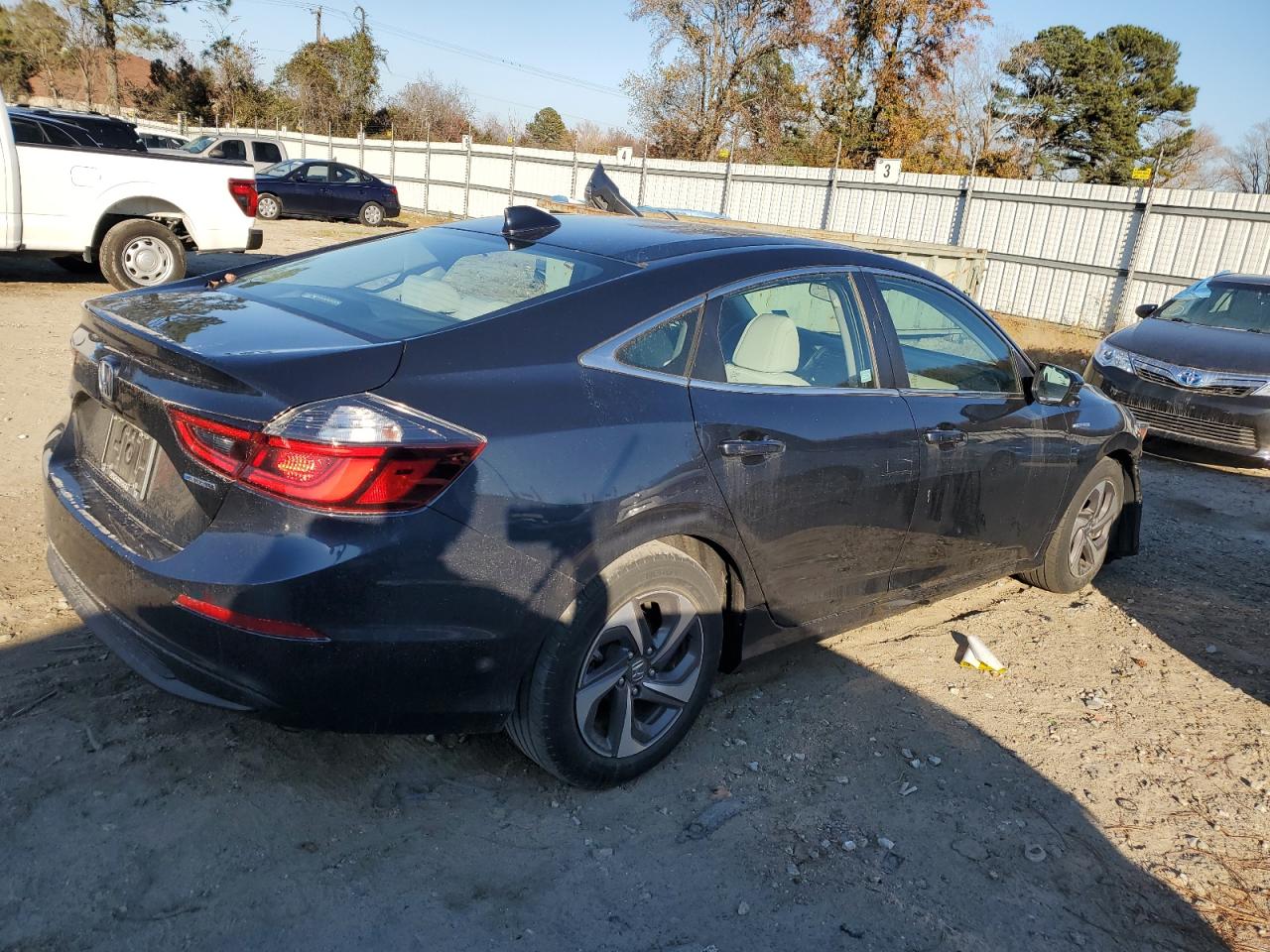 2019 HONDA INSIGHT EX photo 3
