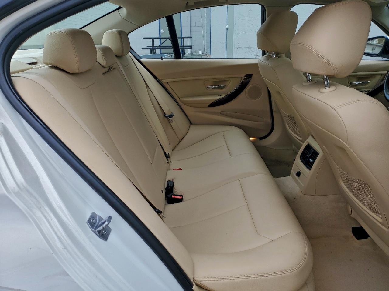2014 BMW 320 I XDRIVE photo 19